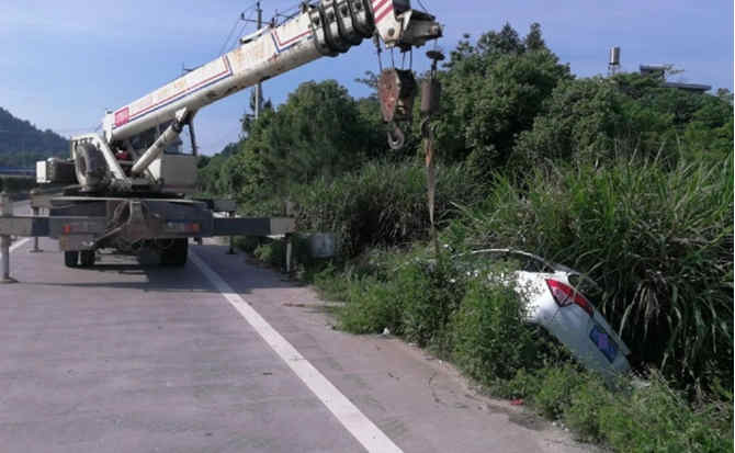 柳江区重载吊车救援